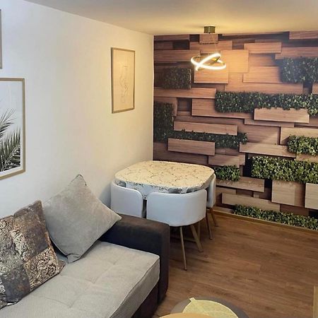 Modern In Center Apartment ชาเบลียค ภายนอก รูปภาพ