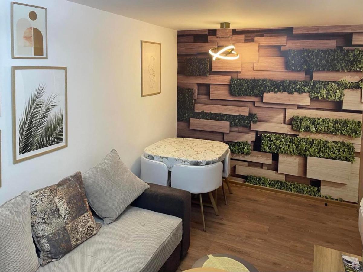 Modern In Center Apartment ชาเบลียค ภายนอก รูปภาพ