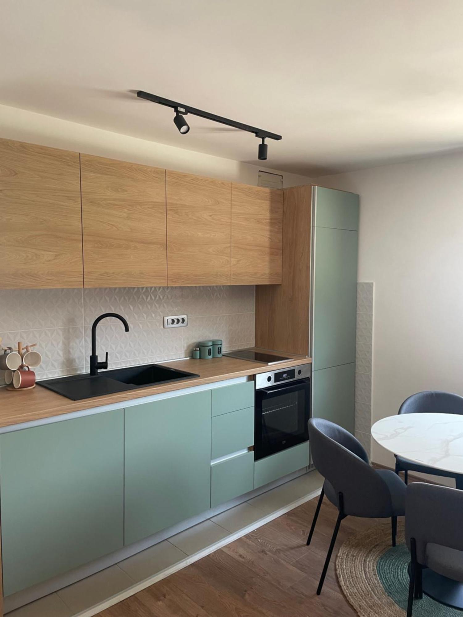 Modern In Center Apartment ชาเบลียค ภายนอก รูปภาพ